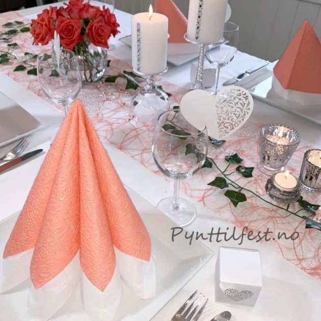 Peach og hvit | Pynt Til Fest. Tips, inspirasjon og gode ideer til din ...